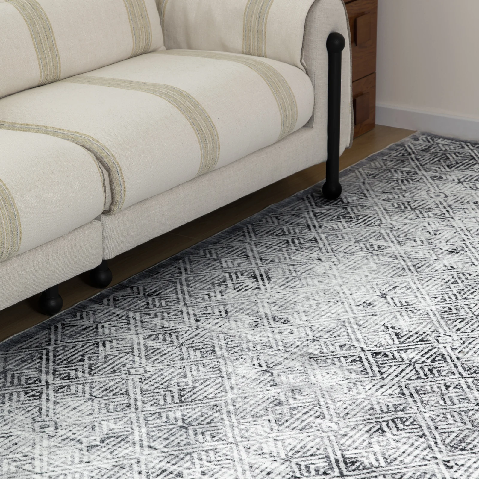 Clearance Extra Large Minimalist Rug Light Grey Distressed Abstract Geometric Diamond Carpet Machine Washable Mat - Image 7