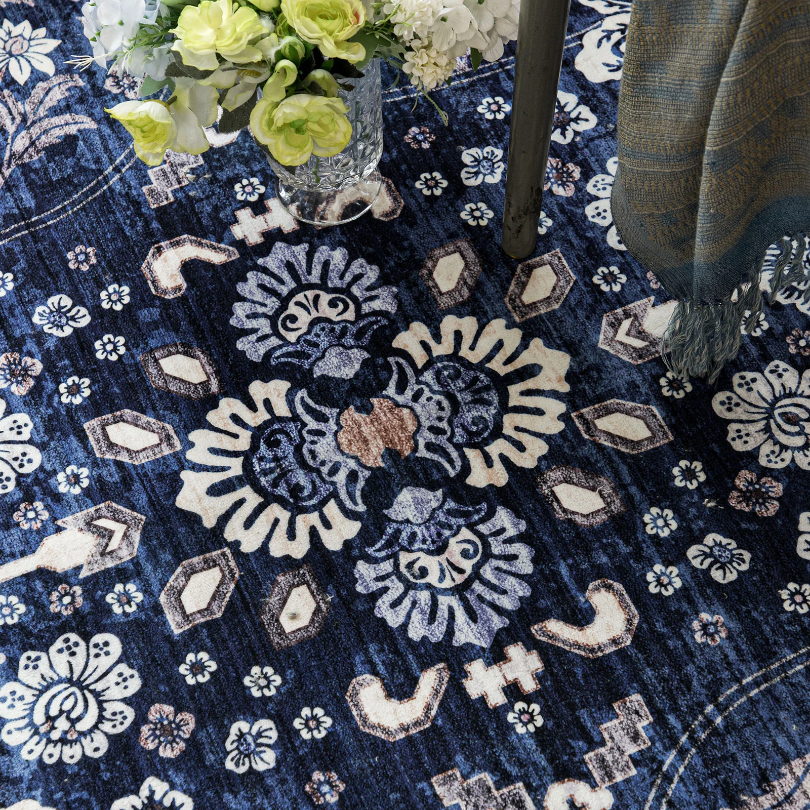 Extra Large Floor Rug Stunning Navy Blue Blooming Allover Plush Non Slip Traditional Retro Lounges Machine Washable Mat - Image 16