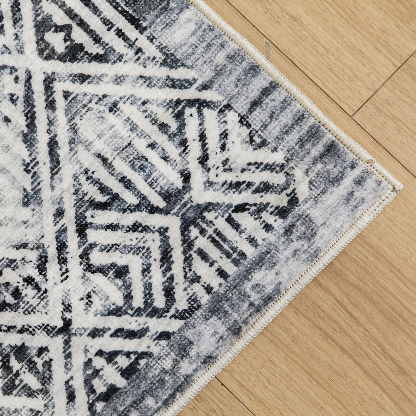 Light Grey Hallway Runner Soft Plush Timeless Diamond Modern Carpet Mat 80x300cm - Image 8