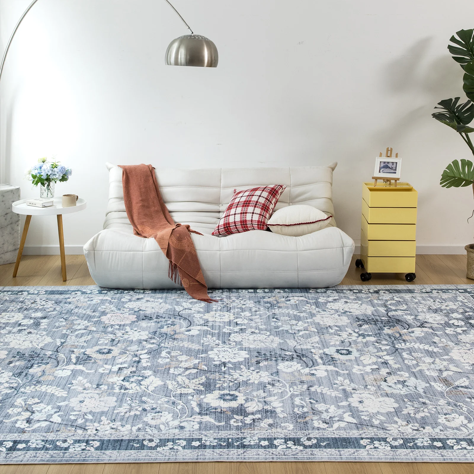 Clearance Extra Large Floor Rug Sky Blue Floral Leaves Lounges Carpet Machine Washable Tropical Mat Non Slip Soft Plush Rugs - Image 4